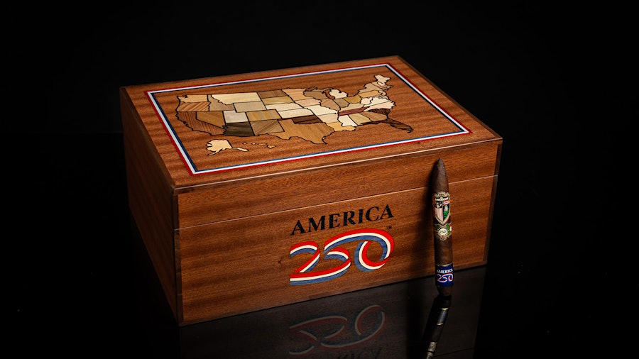 JC Newman celebra o 250º aniversário da América com um umidificador patriótico