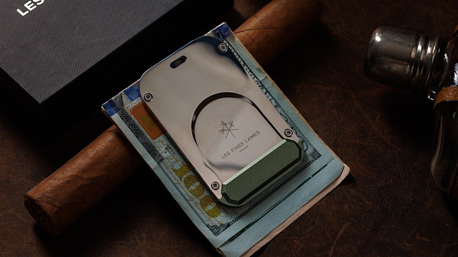 Um cortador de charutos que guarda seu dinheiro: Les Fines Lames