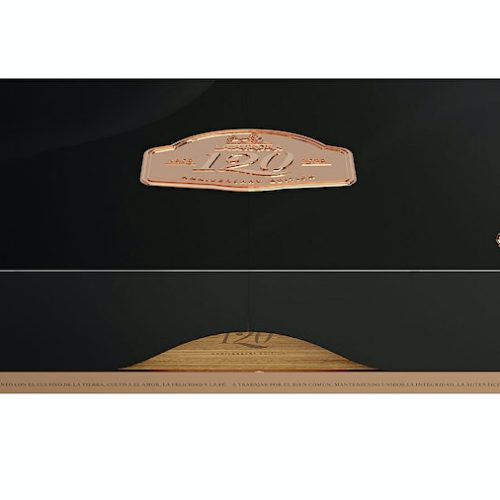 Charuto La Aurora edição limitada em comemoração de 120 anos