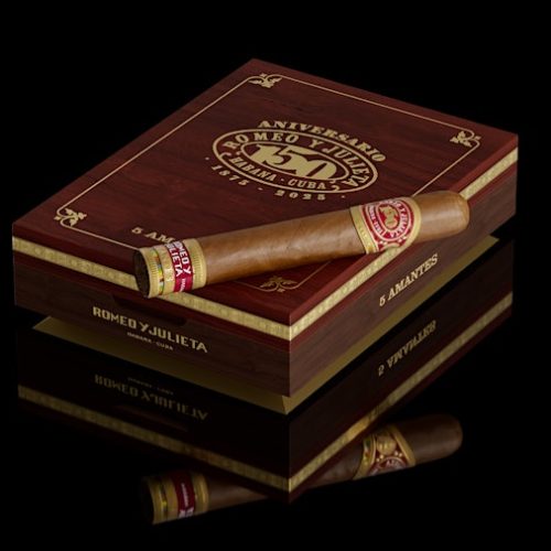 Romeo Y Julieta Amantes e Short Churchill Reservas chegando à Suíça