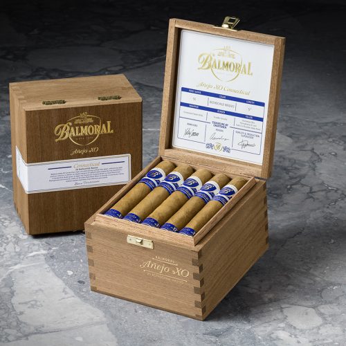 Royal Agio lança dois novos charutos Balmoral