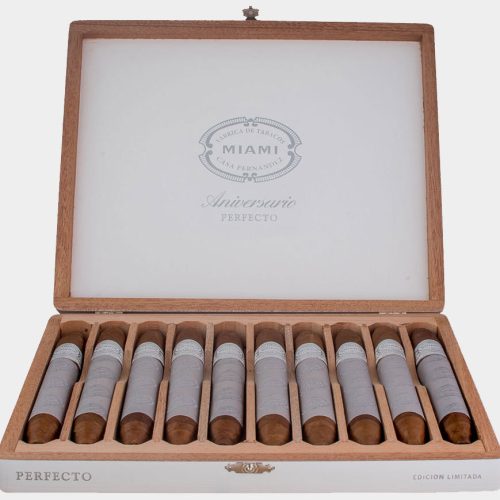 Casa Fernandez liberando o Perfecto de Miami