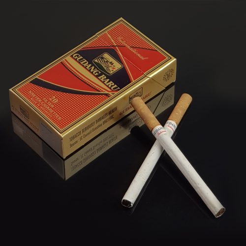 Cigarro Gudang Baru International Cravo