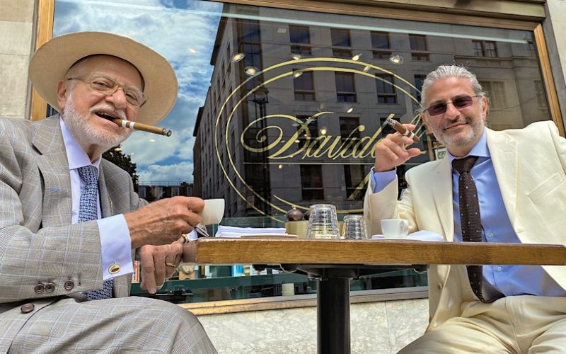 A dupla de pai e filho no mundo dos charutos