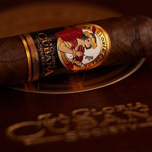 Novo charuto La Gloria Cubana criada pelos fãs